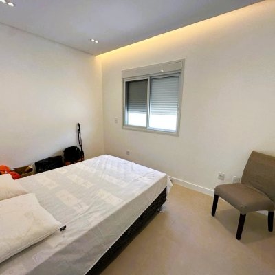 Casa em Condomínio com 189m², 3 quartos, 3 suítes, 5 garagens, no bairro Camboa em Governador Celso Ramos