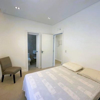 Casa em Condomínio com 189m², 3 quartos, 3 suítes, 5 garagens, no bairro Camboa em Governador Celso Ramos