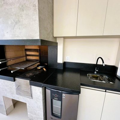 Casa em Condomínio com 189m², 3 quartos, 3 suítes, 5 garagens, no bairro Camboa em Governador Celso Ramos