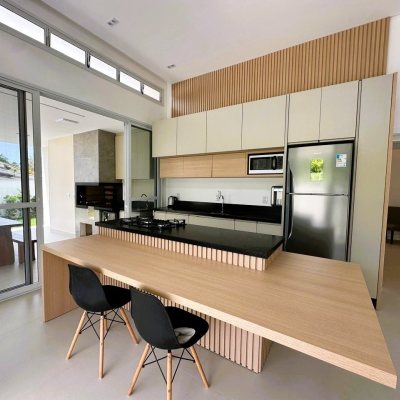 Casa em Condomínio com 189m², 3 quartos, 3 suítes, 5 garagens, no bairro Camboa em Governador Celso Ramos