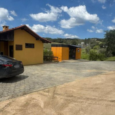 Chacara com 6874m², no bairro Invernadinha em Rancho Queimado