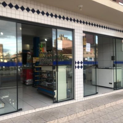 Casa Residencial com 280m², 3 quartos, 2 garagens, no bairro Bela Vista II em São José