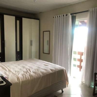 Casa Residencial com 280m², 3 quartos, 2 garagens, no bairro Bela Vista II em São José