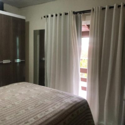 Casa Residencial com 280m², 3 quartos, 2 garagens, no bairro Bela Vista II em São José