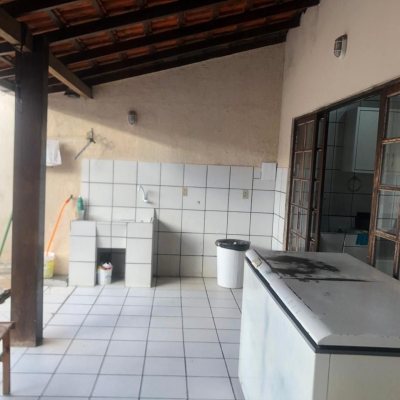 Casa Residencial com 280m², 3 quartos, 2 garagens, no bairro Bela Vista II em São José