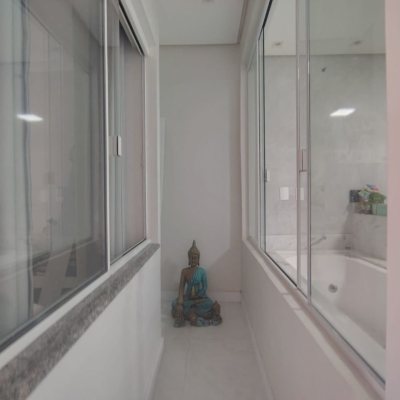 Casa Residencial com 107m², 3 quartos, 1 suíte, 2 garagens, no bairro Vargem Do Bom Jesus em Florianópolis