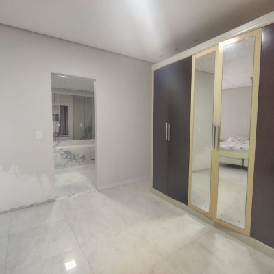 Casa Residencial com 107m², 3 quartos, 1 suíte, 2 garagens, no bairro Vargem Do Bom Jesus em Florianópolis