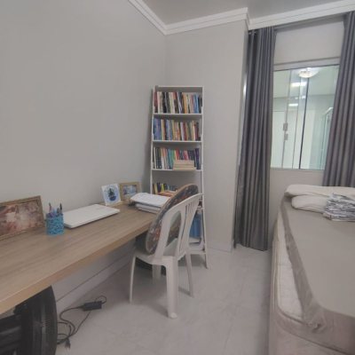 Casa Residencial com 107m², 3 quartos, 1 suíte, 2 garagens, no bairro Vargem Do Bom Jesus em Florianópolis