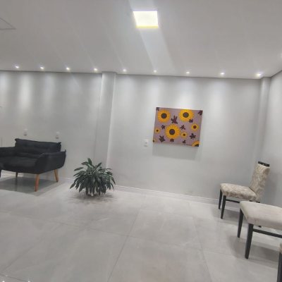 Casa Residencial com 107m², 3 quartos, 1 suíte, 2 garagens, no bairro Vargem Do Bom Jesus em Florianópolis