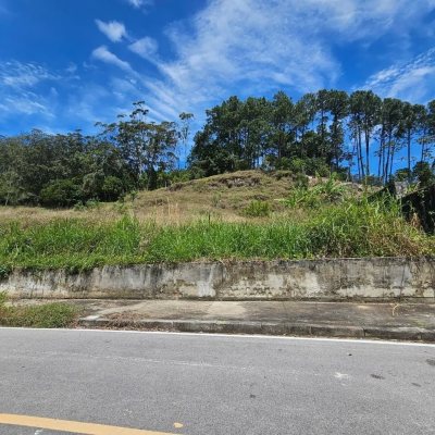Terrenos Residenciais com 1533m², no bairro João Paulo em Florianópolis
