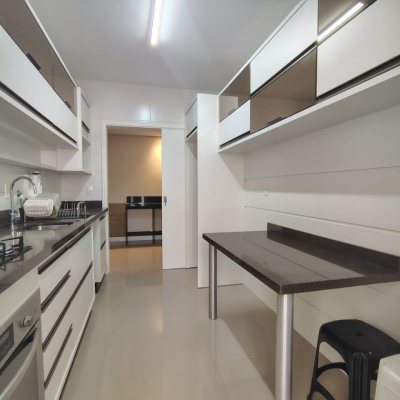 Apartamentos com 87m², 2 quartos, 1 suíte, 1 garagem, no bairro Saco Grande em Florianópolis