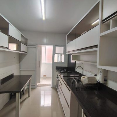 Apartamentos com 87m², 2 quartos, 1 suíte, 1 garagem, no bairro Saco Grande em Florianópolis