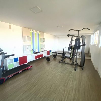 Cobertura com 140m², 3 quartos, 1 suíte, 2 garagens, no bairro Jurerê em Florianópolis