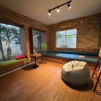 Casa Residencial/Comercial com 221m², no bairro Santa Mônica em Florianópolis