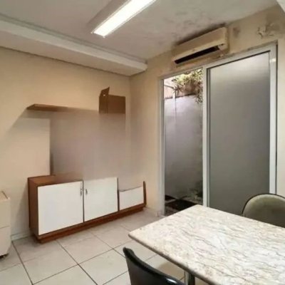 Casa Residencial/Comercial com 221m², no bairro Santa Mônica em Florianópolis