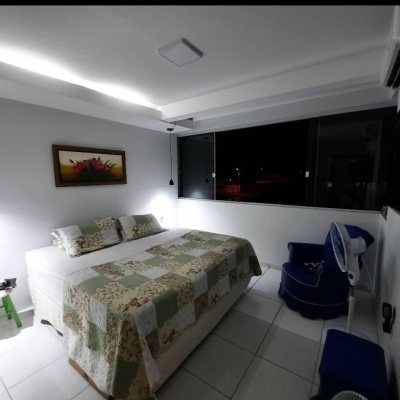 Sobrado Residencial com 107m², 3 quartos (sendo 1 suíte), 2 garagens, no bairro Ingleses do Rio Vermelho em Florianópolis