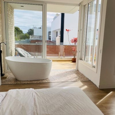 Casa em Condomínio com 267m², 5 quartos, 3 suítes, 2 garagens, no bairro Campeche em Florianópolis