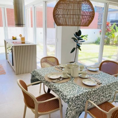 Casa em Condomínio com 267m², 5 quartos, 3 suítes, 2 garagens, no bairro Campeche em Florianópolis