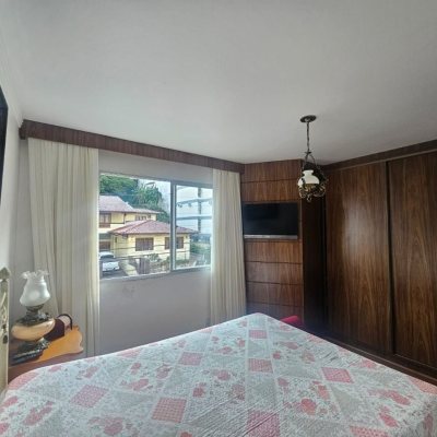 Apartamentos com 75m², 3 quartos, 1 suíte, 1 garagem, no bairro Coqueiros em Florianópolis
