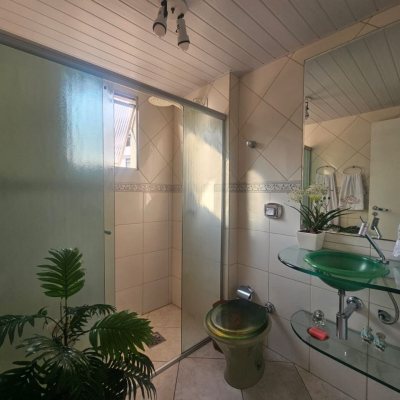 Apartamentos com 75m², 3 quartos, 1 suíte, 1 garagem, no bairro Coqueiros em Florianópolis