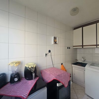 Apartamentos com 75m², 3 quartos, 1 suíte, 1 garagem, no bairro Coqueiros em Florianópolis