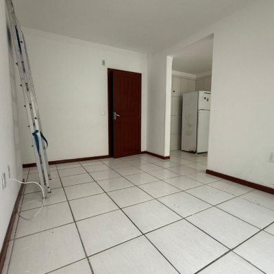 Apartamentos com 75m², 2 quartos, 1 garagem, no bairro Ingleses em Florianópolis