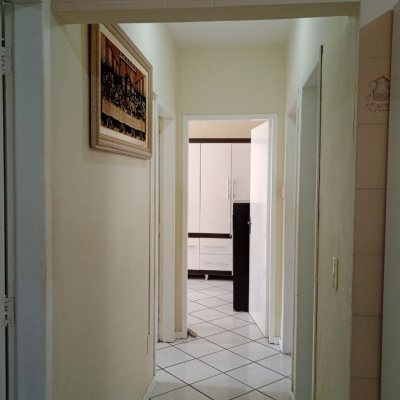 Casa Residencial com 92m², 3 quartos, 1 suíte, 2 garagens, no bairro Bela Vista em São José