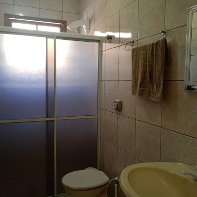 Casa Residencial com 92m², 3 quartos, 1 suíte, 2 garagens, no bairro Bela Vista em São José