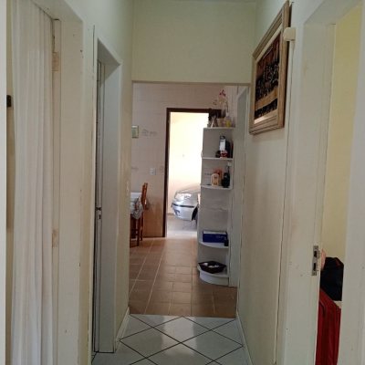 Casa Residencial com 92m², 3 quartos, 1 suíte, 2 garagens, no bairro Bela Vista em São José