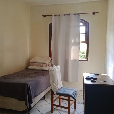 Casa Residencial com 92m², 3 quartos, 1 suíte, 2 garagens, no bairro Bela Vista em São José