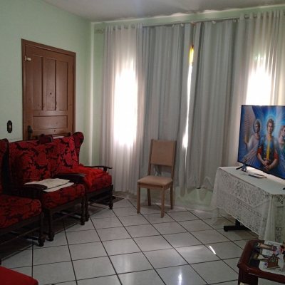 Casa Residencial com 92m², 3 quartos, 1 suíte, 2 garagens, no bairro Bela Vista em São José