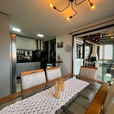 Casa Residencial com 89m², 3 quartos, 2 garagens, no bairro Potecas em São José