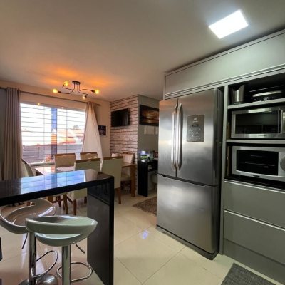 Casa Residencial com 89m², 3 quartos, 2 garagens, no bairro Potecas em São José