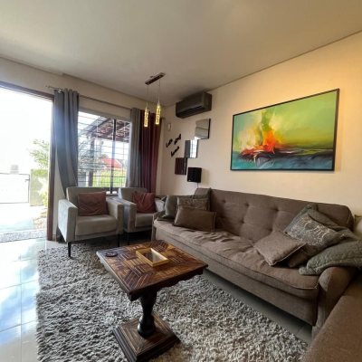 Casa Residencial com 89m², 3 quartos, 2 garagens, no bairro Potecas em São José