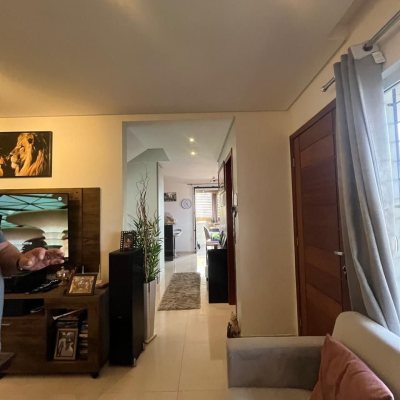 Casa Residencial com 89m², 3 quartos, 2 garagens, no bairro Potecas em São José