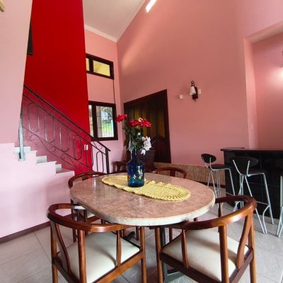 Chacara com 68000m², 6 quartos, 1 suíte, 10 garagens, no bairro Campeche em Florianópolis