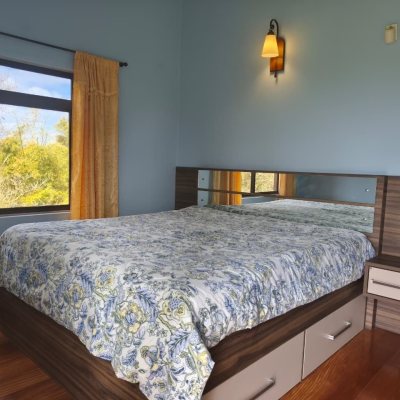 Chacara com 68000m², 6 quartos, 1 suíte, 10 garagens, no bairro Campeche em Florianópolis