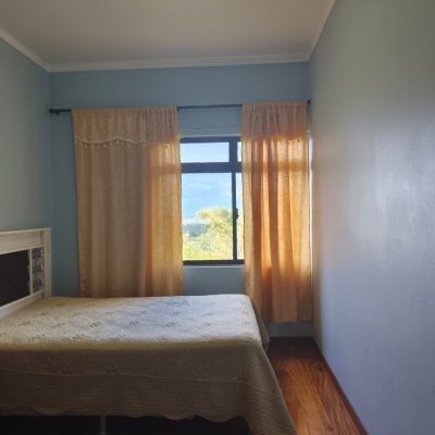 Chacara com 68000m², 6 quartos, 1 suíte, 10 garagens, no bairro Campeche em Florianópolis