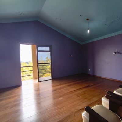 Chacara com 68000m², 6 quartos, 1 suíte, 10 garagens, no bairro Campeche em Florianópolis