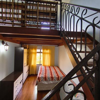 Chacara com 68000m², 6 quartos, 1 suíte, 10 garagens, no bairro Campeche em Florianópolis