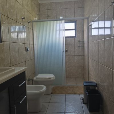 Chacara com 68000m², 6 quartos, 1 suíte, 10 garagens, no bairro Campeche em Florianópolis