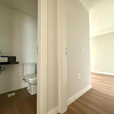 Apartamentos com 81m², 2 quartos, 1 suíte, 1 garagem, no bairro Ingleses em Florianópolis
