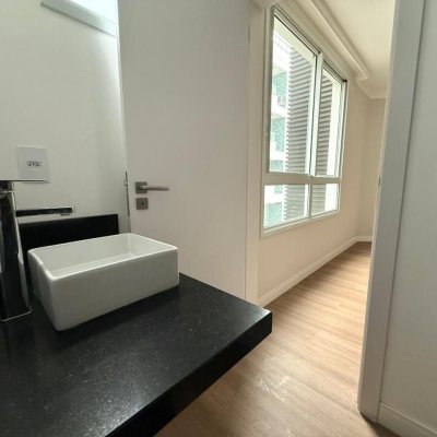 Apartamentos com 81m², 2 quartos, 1 suíte, 1 garagem, no bairro Ingleses em Florianópolis