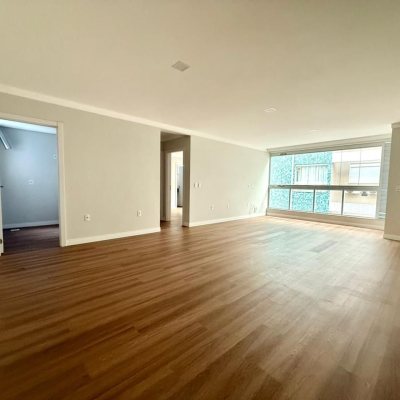 Apartamentos com 81m², 2 quartos, 1 suíte, 1 garagem, no bairro Ingleses em Florianópolis