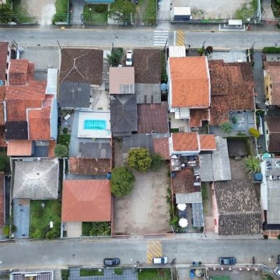 Terreno Comercial/Residencial com 750m², no bairro Santo Antônio De Lisboa em Florianópolis
