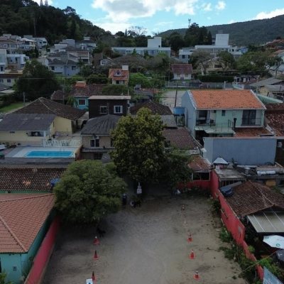Terreno Comercial/Residencial com 750m², no bairro Santo Antônio De Lisboa em Florianópolis