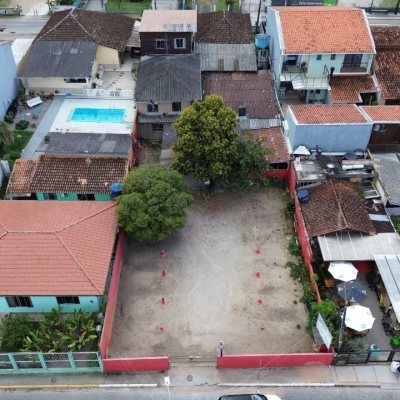 Terreno Comercial/Residencial com 750m², no bairro Santo Antônio De Lisboa em Florianópolis