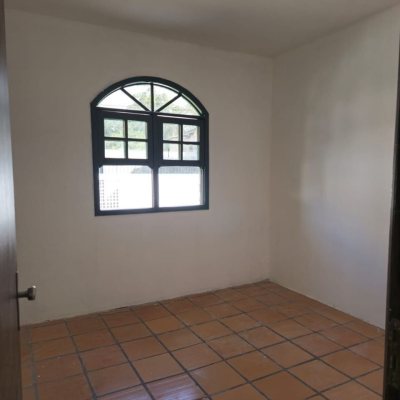 Casa Residencial com 107m², 3 quartos, 4 garagens, no bairro Ingleses do Rio Vermelho em Florianópolis