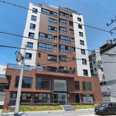 Apartamentos com 61m², 1 quarto, 1 garagem, no bairro Coqueiros em Florianópolis