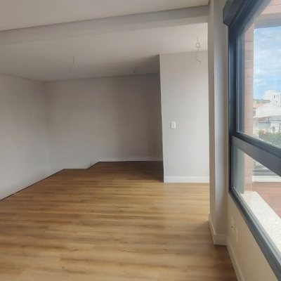 Apartamentos com 61m², 1 quarto, 1 garagem, no bairro Coqueiros em Florianópolis